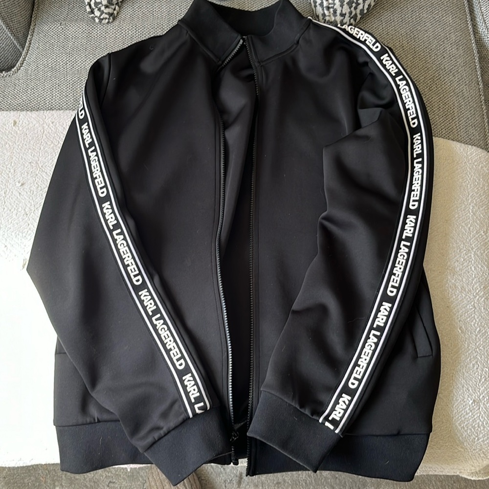 Men’s Large Karl Lagerfeld jacket! Barely worn! Amazing condition!